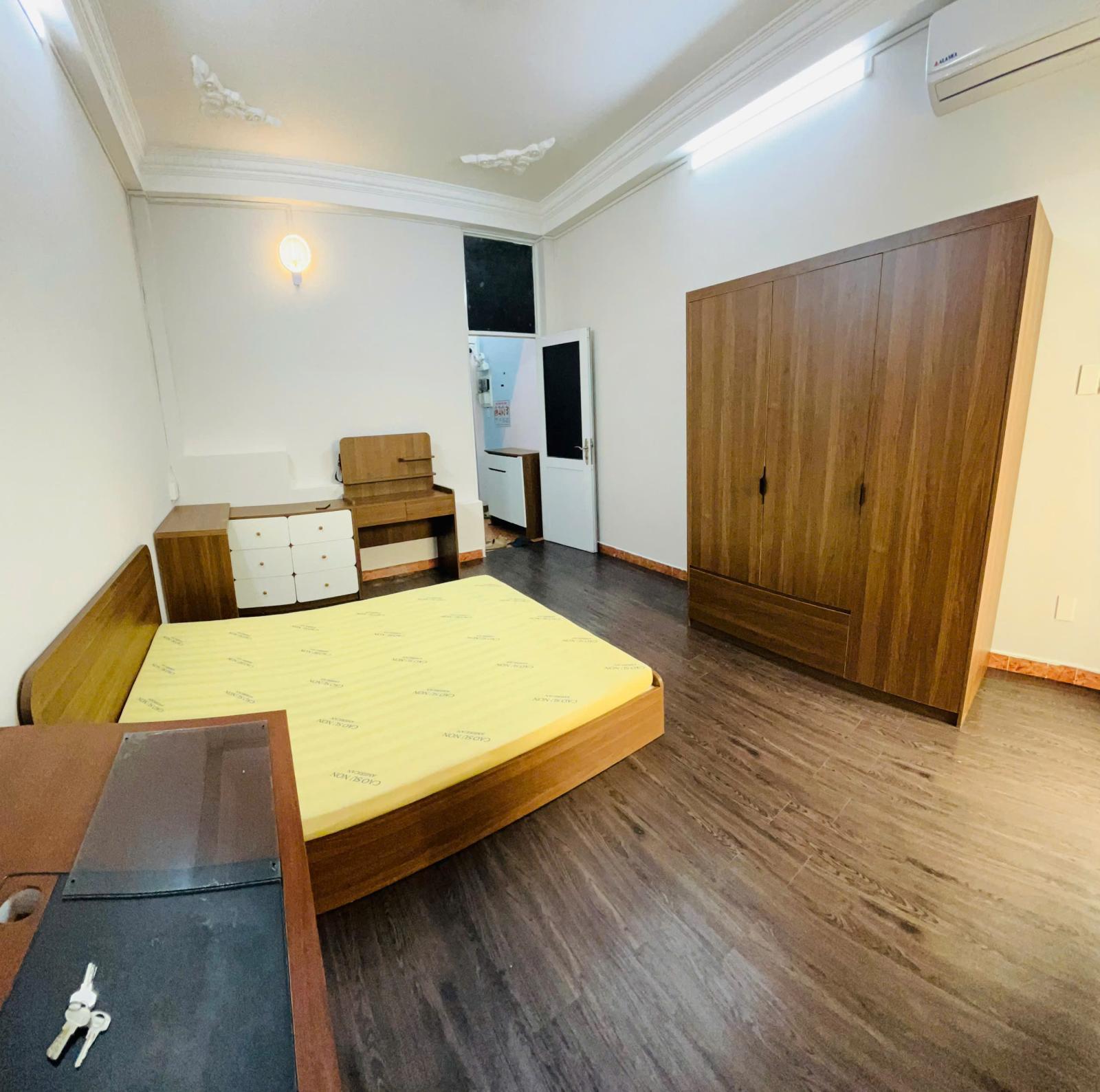 CHÍNH CHỦ CHO THUÊ PHÒNG RỘNG GẦN 50M² TẠI BÌNH THẠNH – FULL NỘI THẤT, CÓ BAN CÔNG, TÁCH BẾP RIÊNG 15979301