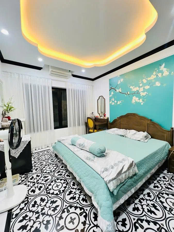 NHÀ ĐẸP TRUNG TÂM THANH XUÂN – Ô TÔ VÀO NHÀ – THANG MÁY – KINH DOANH 15979308