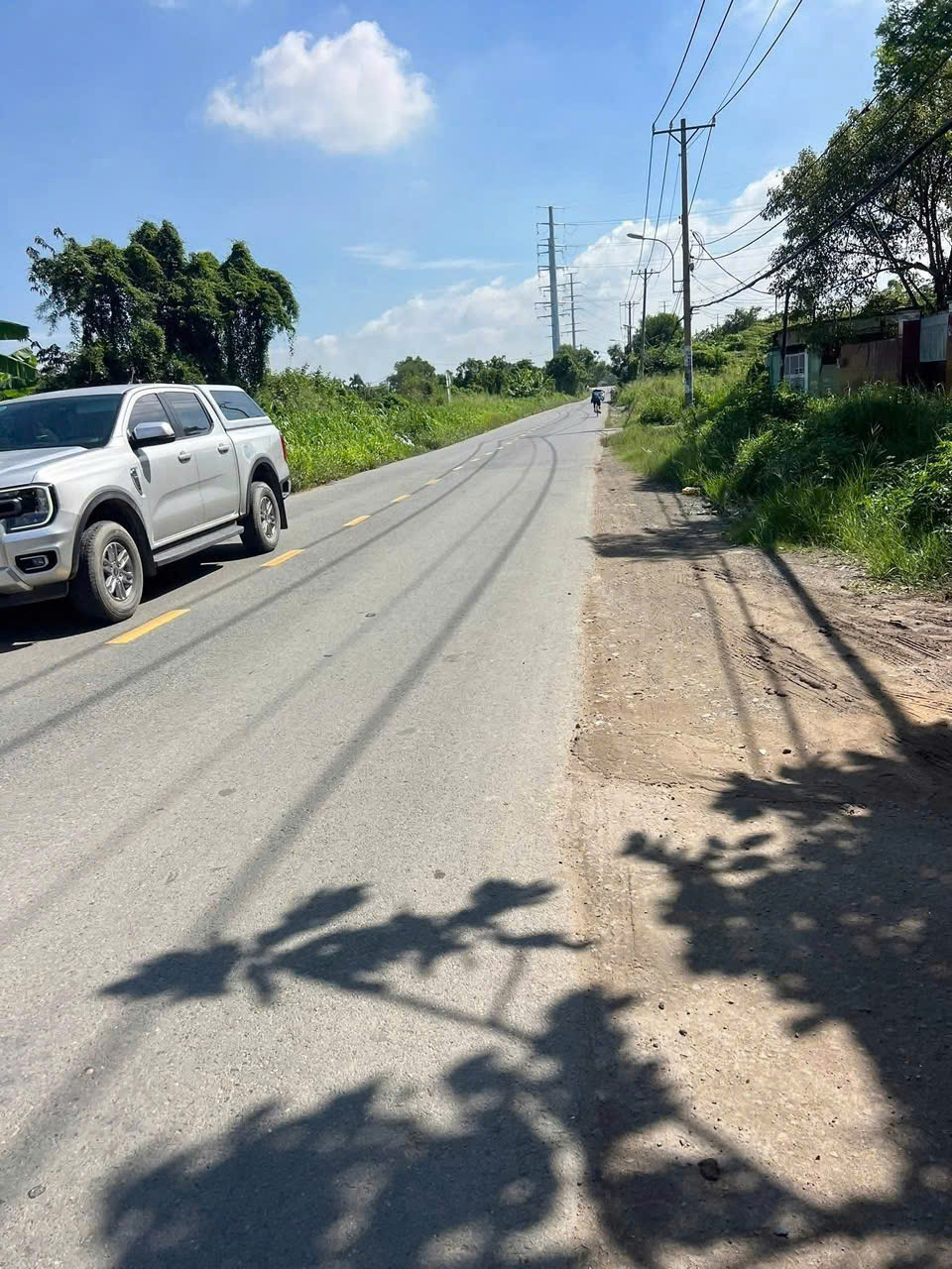 XẢ KHO BÁN LỖ 4,5 TỶ – 18T CÒN 13,5 TỶ – NGÂN HÀNG VAY FULL 1/ NGUYỄN VĂN BỨA 15979330