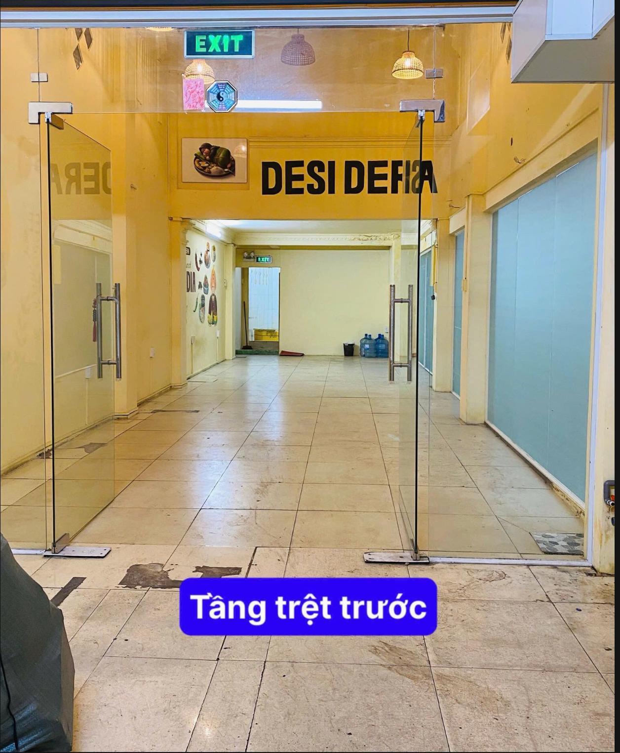 CHO THUÊ TẦNG TRỆT MẶT TIỀN – TRUNG TÂM QUẬN 1, TP HCM 15979344