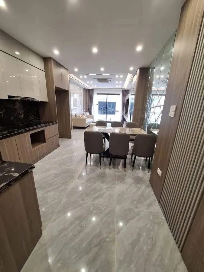 BÁN NHÀ MẶT PHỐ Ngọc Thụy 75m2 X 7 Tầng mặt tiền 4m X 21 Tỷ Long Biên Hà Nội. 15979345