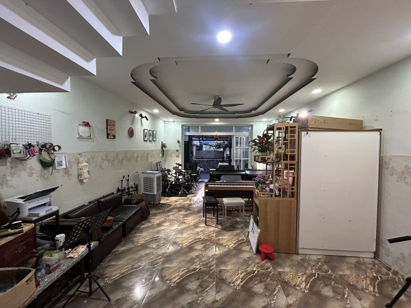 Bán nhà đường số 10, Trường Thọ, Thủ Đức, TP HCM. DT  68m2 - 7.75 tỷ - Sổ hồng - 0933125879 15979356