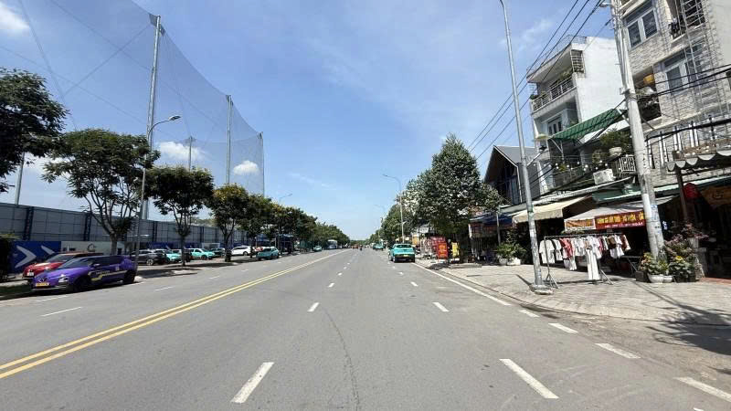 Bán nhà Mặt tiền Bờ Bao 1 ( 20 Bờ Bao Tân Thắng), 4x18m, 2 tầng cũ, tiện xây mới, 13,5 tỷ. 15979359