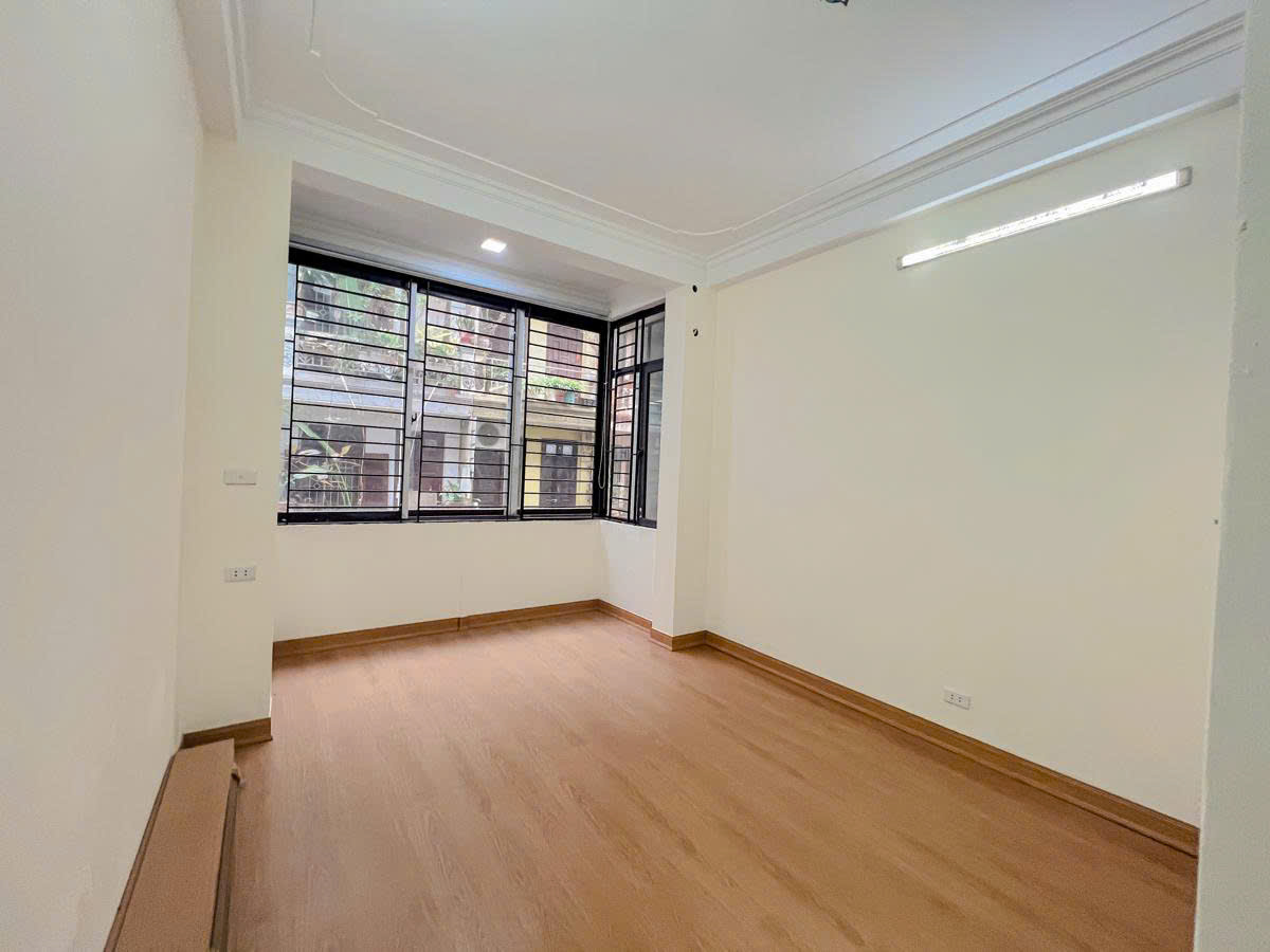 CHÍNH CHỦ BÁN NHÀ RIÊNG DIỆN TÍCH 52Mx 6 TẦNG OTO KINH DOANH 16 TỶ ĐỊNH CÔNG 15979363