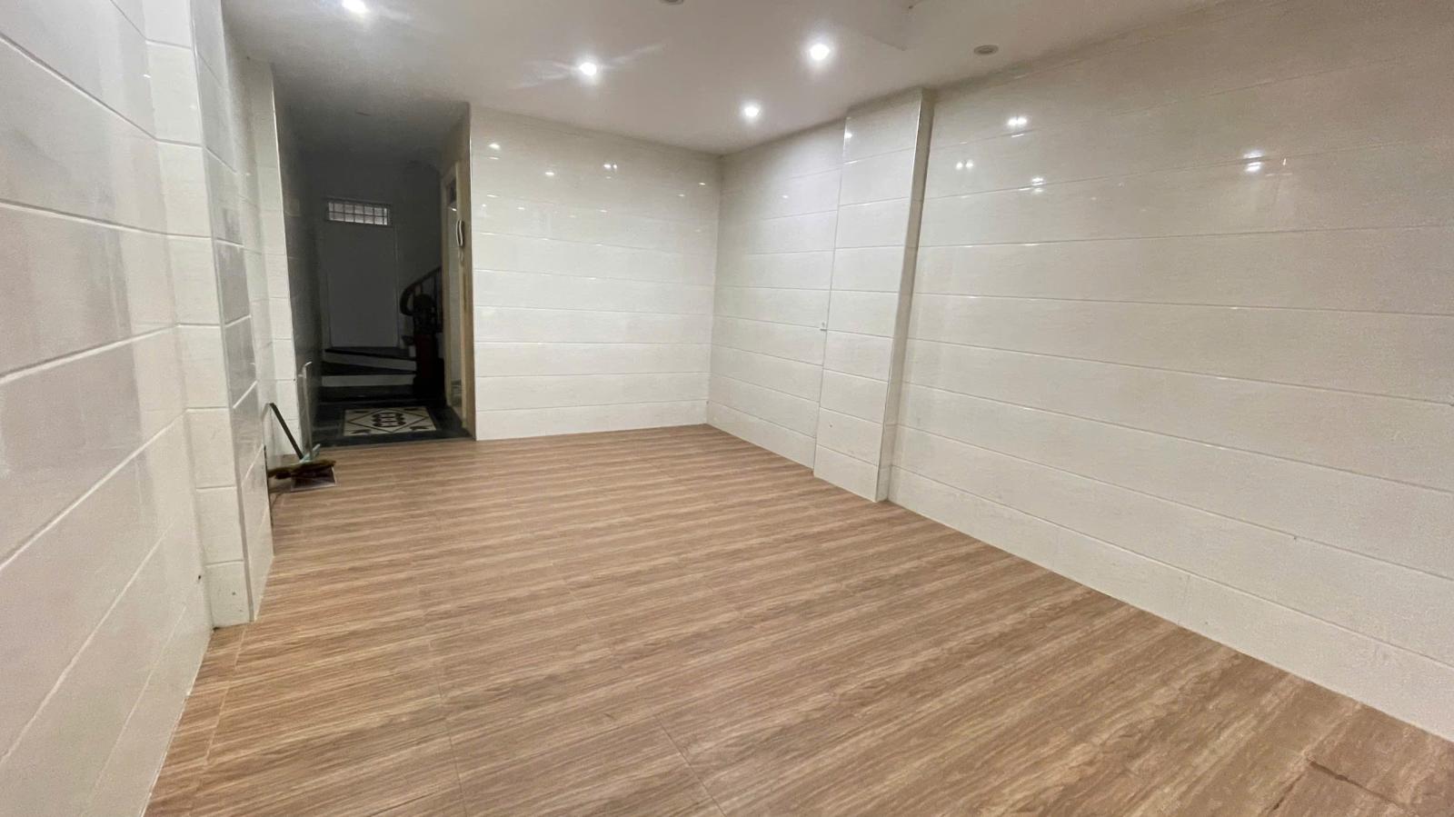 CHO THUÊ NHÀ LIỀN KỀ KHU NGÔ THÌ NHẬM – HÀ ĐÔNG  THANG MÁY  NỘI THẤT ĐẦY ĐỦ 15979377