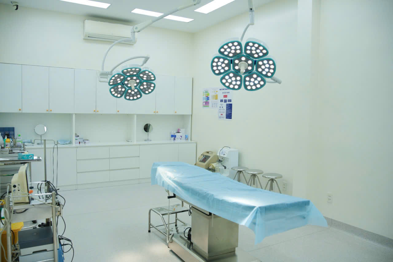 CHÍNH CHỦ cần sang lại cơ sở làm spa - Các ngành làm đẹp, phòng khám thẩm mỹ - Nhà 1 trệt, 5 lầu 15979381