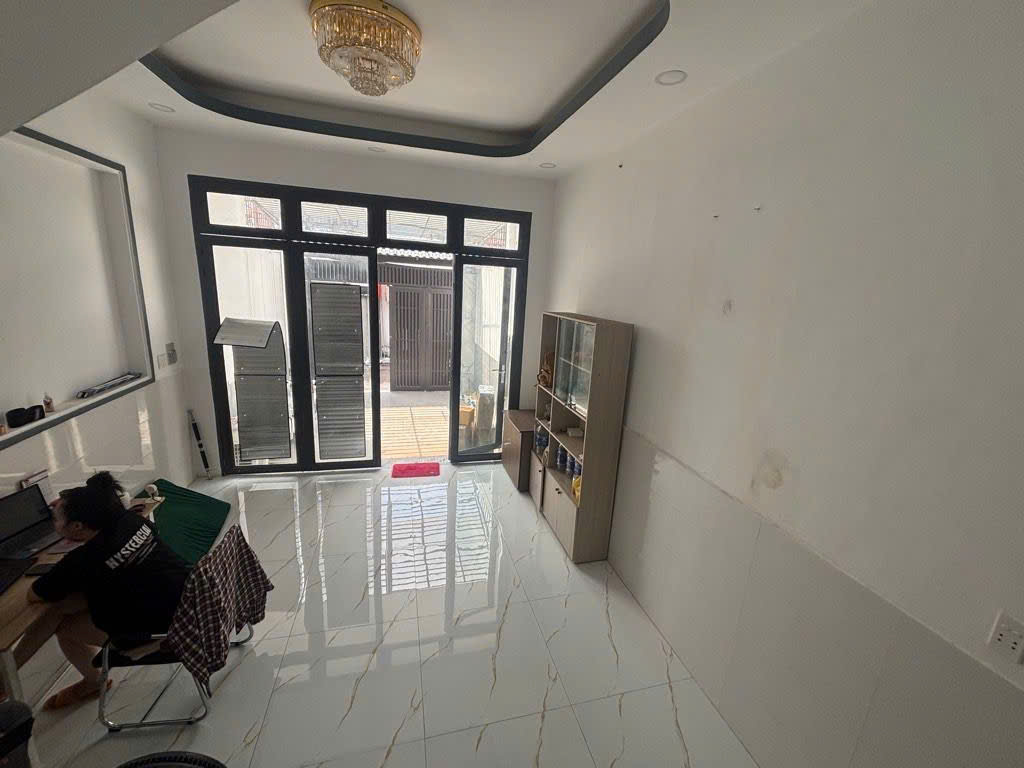 HẺM XE HƠI THÔNG LÊ VĂN LƯƠNG VỚI BẾ VĂN CẤM - 12TỶ NHỈNH 15979427