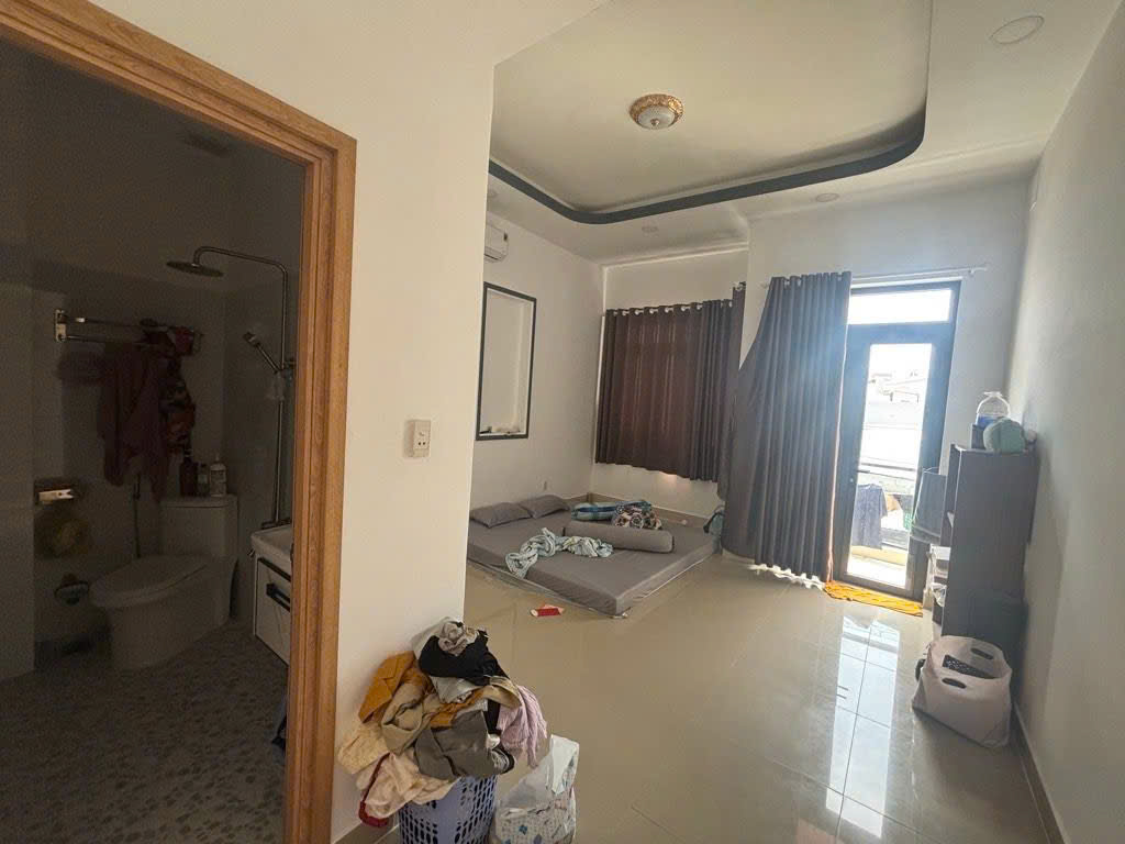 HẺM XE HƠI THÔNG LÊ VĂN LƯƠNG VỚI BẾ VĂN CẤM - 12TỶ NHỈNH 15979427