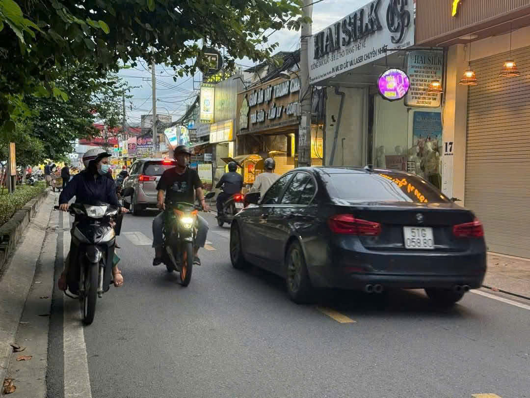 MẶT TIỀN NGUYỄN HỮU CẦU, TRUNG CHÁNH, HÓC MÔN - NGANG 8,41M VIP 15979428