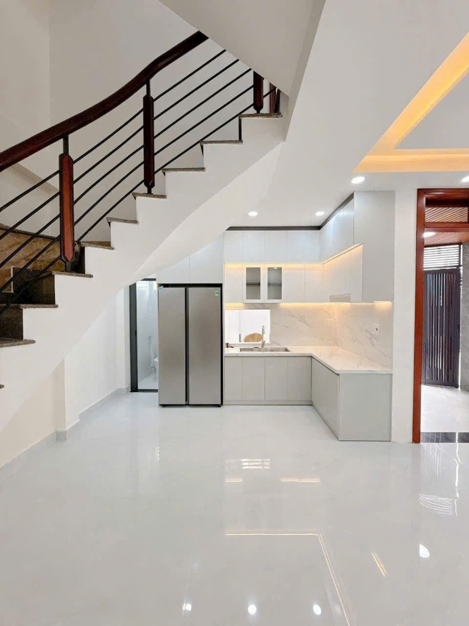 Nhà góc 2 mặt tiền, hẻm xe hơi Nguyễn Thị Thập, 6 phòng, hơn 9 tỷ, ngay Lotte Mart 15979435