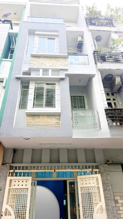 Bán nhà 2 mặt hẻm khu vip Dương Bá Trạc P1Q8 giá 10,8 tỷ 15979453