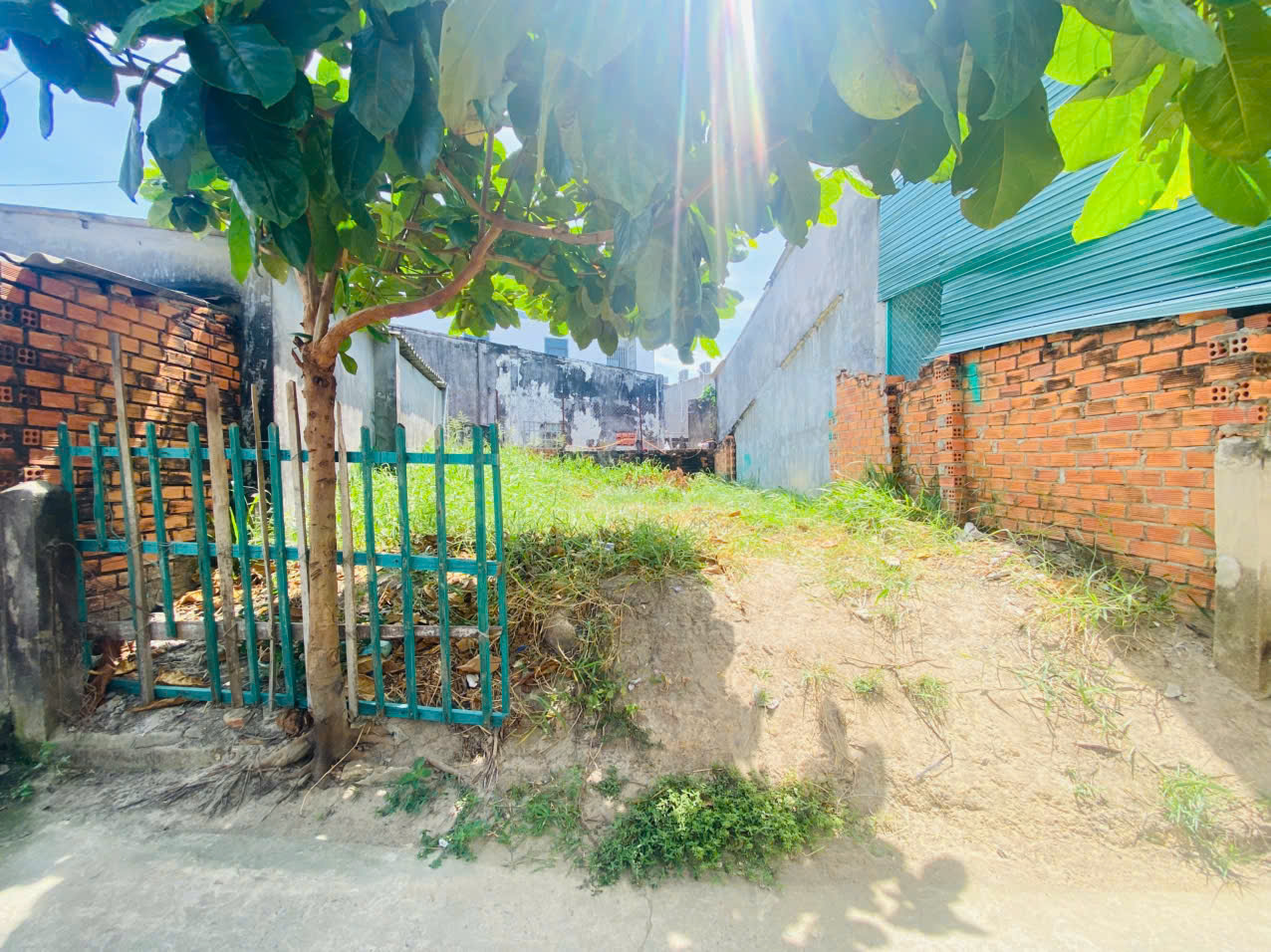 Bán 68.5m2 đất Hẻm Nguyễn Trãi, Bình Tân, LaGi giá mềm 450 triệu 15979512