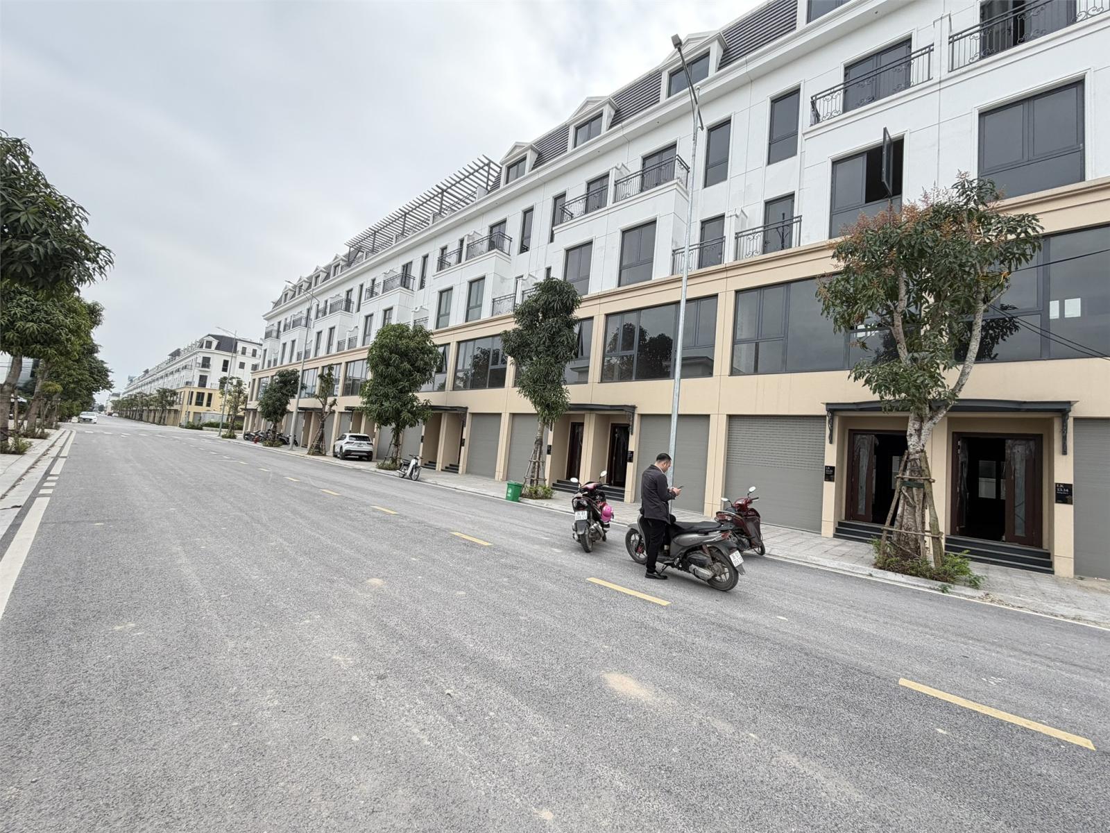 LIỀN KỀ LK-13.12 VIEW SÔNG MÃ – ĐƯỜNG 17M KẾT NỐI QL1A, GIÁ TỐT.QUÀ TẶNG 100TR. CK 7%. 15979529