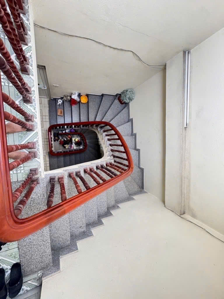 Nhà 3 tầng Đường Dốc vân Mai Lâm Đông Anh HN Dt 60m,full nội thất chỉ việc xách vali về ở hơn 5 tỷ

 15979542