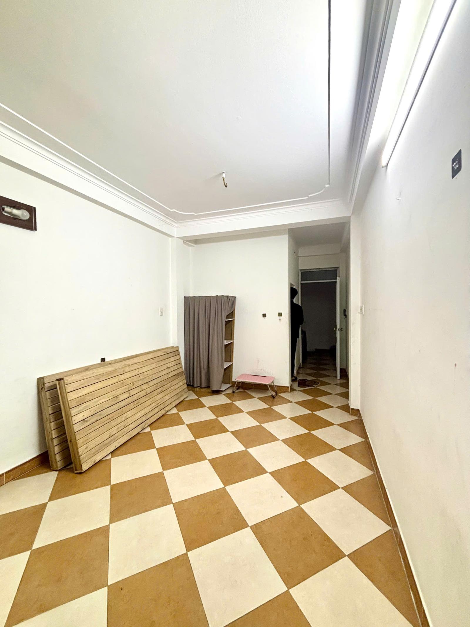 Chính chủ cho thuê phòng khép kín – Ngõ 13 Lĩnh Nam, ngay đầu Mai Động – vào ở ngay 15979553