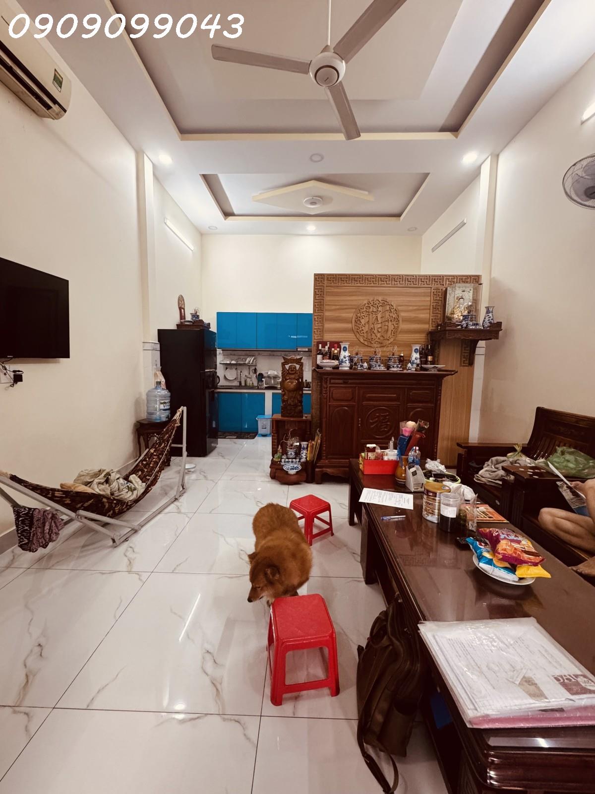 BÁN NHÀ MẶT TIỀN ĐƯỜNG NGANG 4.5M*18m KD LÀM VĂN PHÒNG SPA-PHÒNG MẠCH-ĐA NGÀNH-GẦN CHỢ-XUNG QUANH 15979567