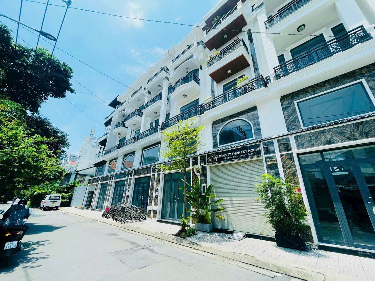 BÁN KHU NHÀ PHỐ BÊN SÔNG - MẶT TIỀN ĐƯỜNG 20 - HIỆP BÌNH CHÁNH - THÀNH PHỐ THỦ ĐỨC 15979577