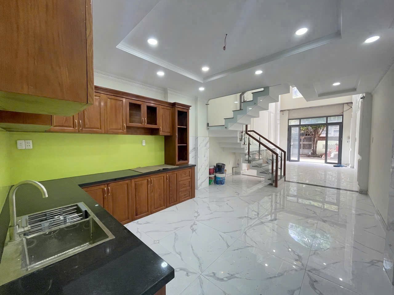 BÁN KHU NHÀ PHỐ BÊN SÔNG - MẶT TIỀN ĐƯỜNG 20 - HIỆP BÌNH CHÁNH - THÀNH PHỐ THỦ ĐỨC 15979577