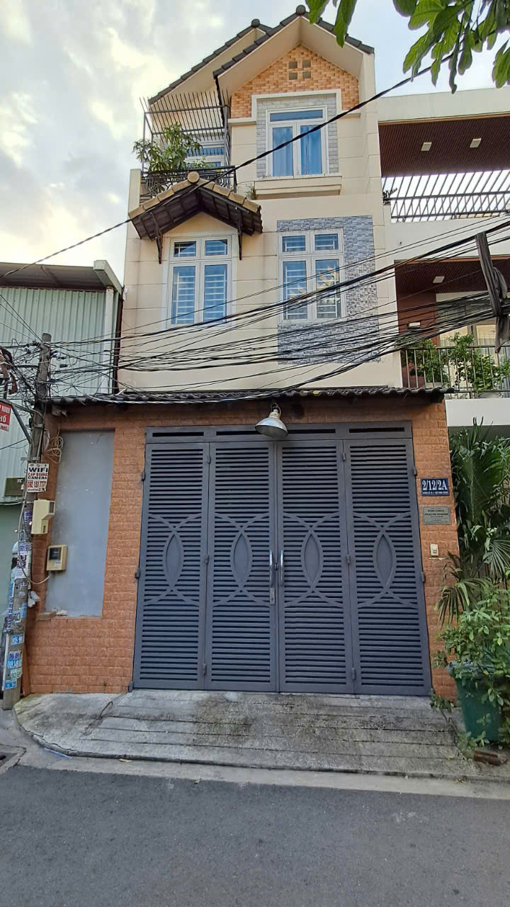 BÁN NHÀ 3 LẦU BÊN HÔNG GIGAMALL - ĐƯỜNG 20 HIỆP BÌNH CHÁNH - THÀNH PHỐ THỦ ĐỨC 15979579