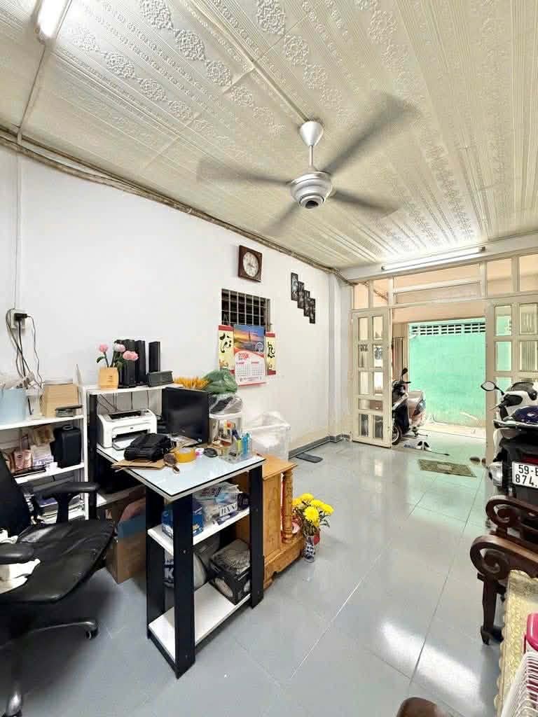 BÁN NHÀ PHÚ NHUẬN HXH 50M2 2 TẦNG NỞ HẬU 3.9M SAT MT HOÀNG VĂN THỤ GẤP BÁN 6.5 TỶ 15979586