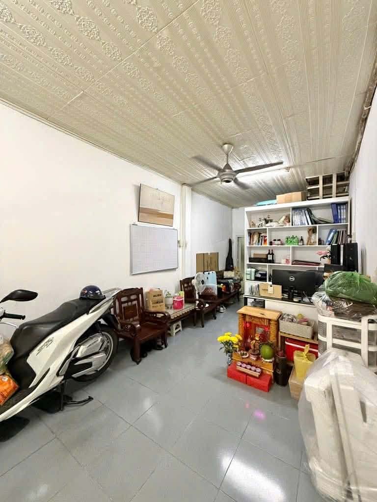 BÁN NHÀ PHÚ NHUẬN HXH 50M2 2 TẦNG NỞ HẬU 3.9M SAT MT HOÀNG VĂN THỤ GẤP BÁN 6.5 TỶ 15979586