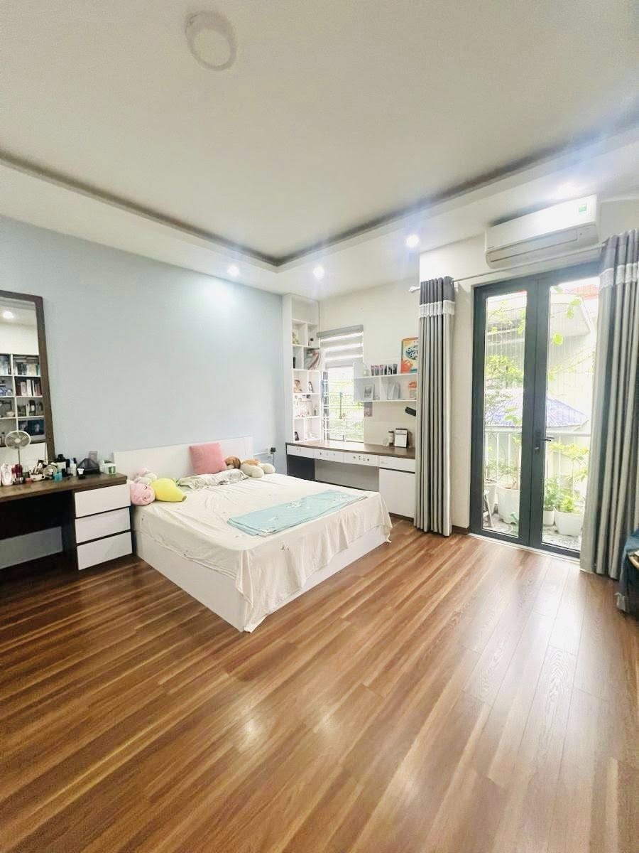 Bán nhà 6 tầng thang máy phố Võ Văn Dũng, Đống Đa, ô tô vào nhà, 2 thoáng, 40m, 13.8 tỷ 15979584