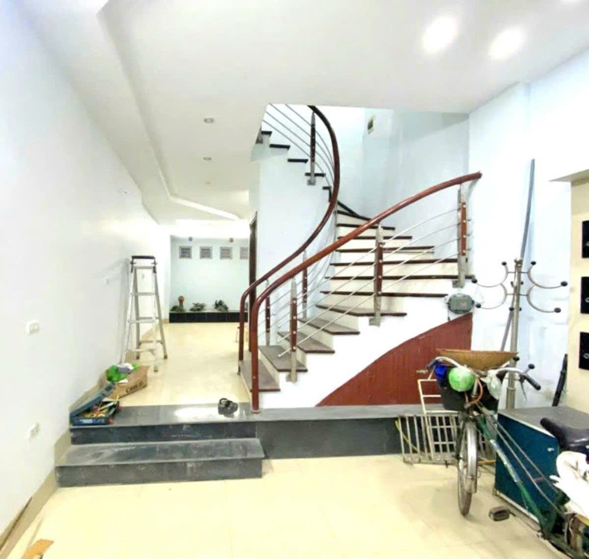 TIN CHUẨN 100% NGƯỜI NHÀ NHỜ BÁN HỘ ĐỂ CHO CON ĐI DU HỌC NƯỚC NGOÀI 15979611