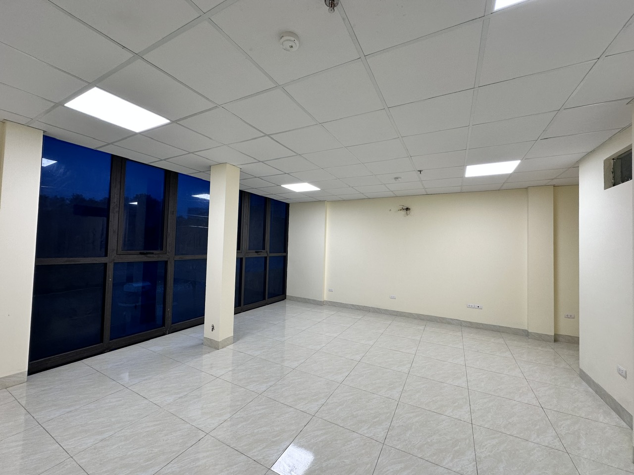 CHÍNH CHỦ CHO THUÊ 3 TẦNG MẶT PHỐ NGUYỄN NGỌC VŨ, PHƯỜNG TRUNG HÒA, QUẬN CẦU GIẤY, HÀ NỘI 15979625