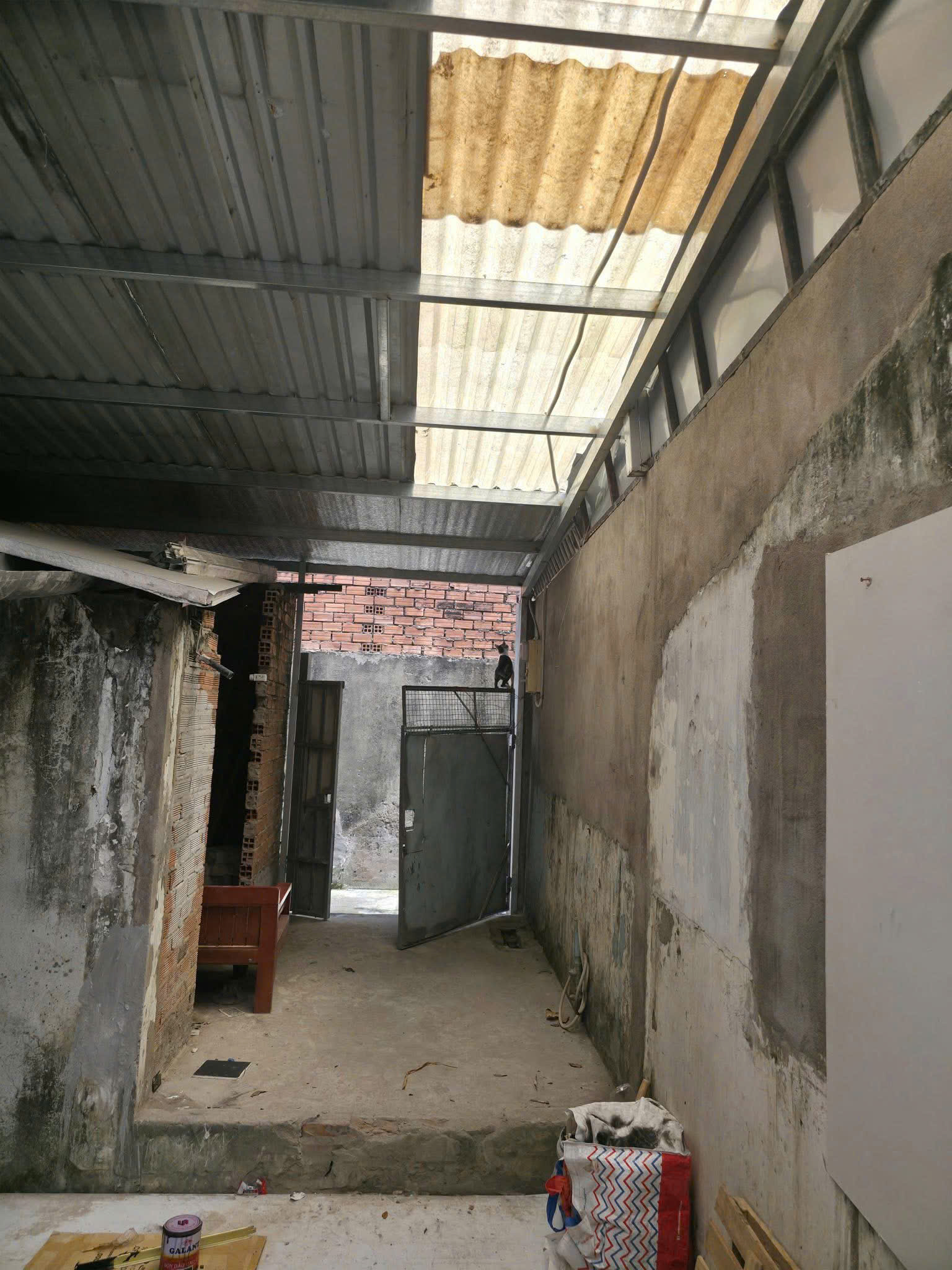 Bán nhà Mặt tiền Phạm Vấn - gần Nguyễn Sơn, 10x29m, 2 tầng - 1 đời chủ - tiện xây, 42 tỷ. 15979627