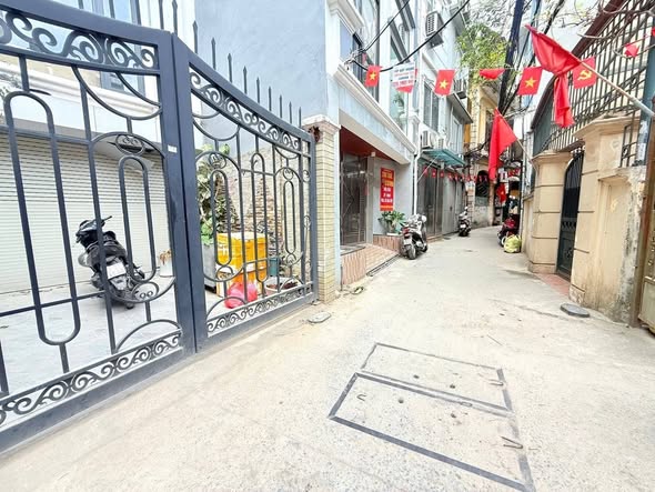 Võng Thị – CCMN 6T thang máy 104m² MT 6.1m – Giá chào 27.5 Tỷ Gần Hồ Tây 15979679