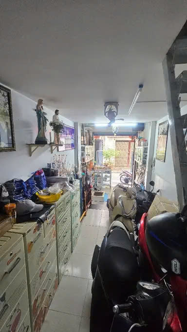 Bán CHDV Đường Bắc Hải Quận 10 40m2 Dòng Tiền 35 Triệu, giá 9 Tỷ 15979696