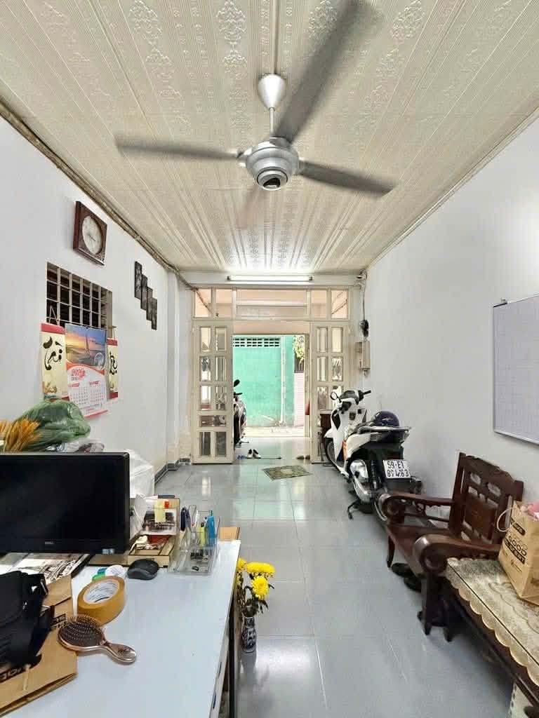 BÁN NHÀ PHÚ NHUẬN HXH 50M2 2 TẦNG NỞ HẬU 3.9M SAT MT HOÀNG VĂN THỤ GẤP BÁN 6.7 TỶ 15979707