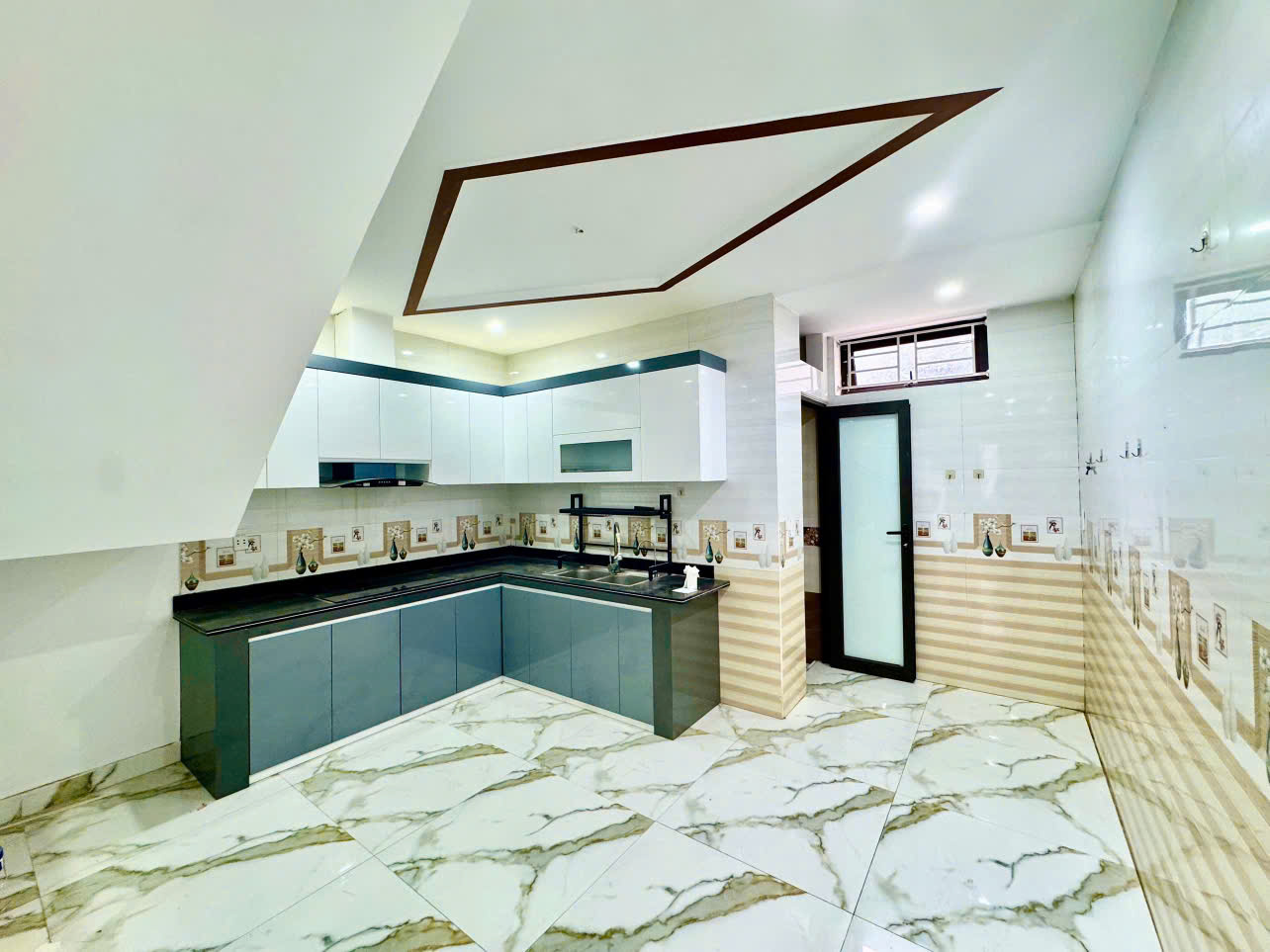 BÁN NHÀ 4 TẦNG NGÕ LỰC HÀNH – HẢI AN – Ô TÔ CÁCH NHÀ VÀI BƯỚC – GIÁ 3,25 TỶ 15979710