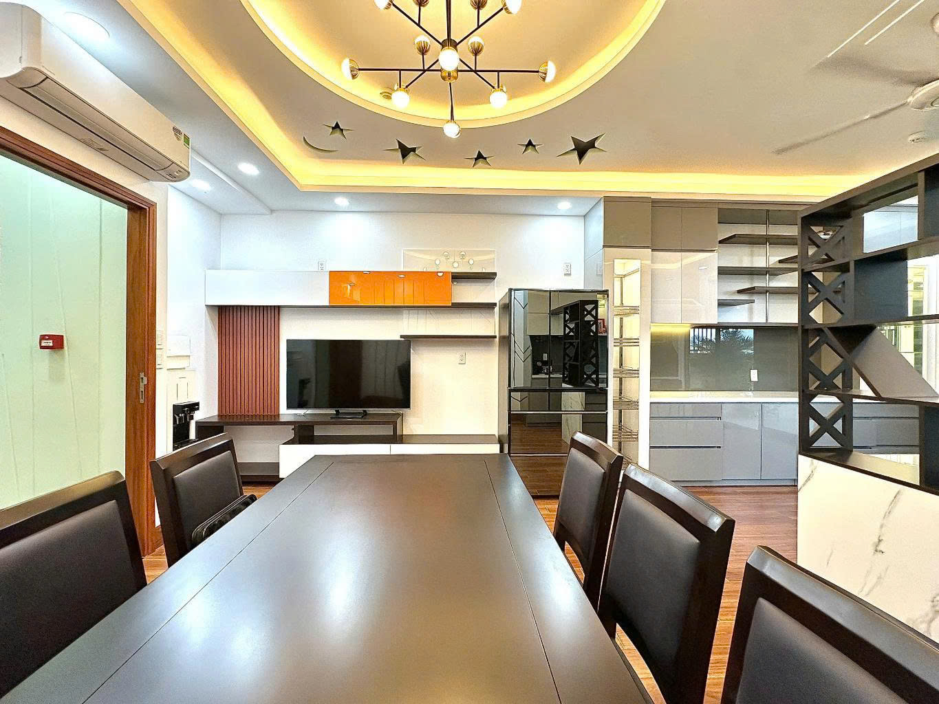 KHAI XUÂN ĐÓN LỘC – TÒA NHÀ ĐẸP 7 TẦNG CÓ HẦM & THANG MÁY 15979728