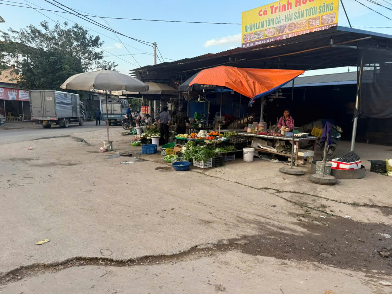 GIÁ 830 TR DIỆN TÍCH 100 M FUN THỔ CƯ - SỔ ĐỎ SẪN SÀNG CÔNG CHỨNG 
CAM KẾT PHÁP LÝ CHUẨN RÕ RÀNG 15979730