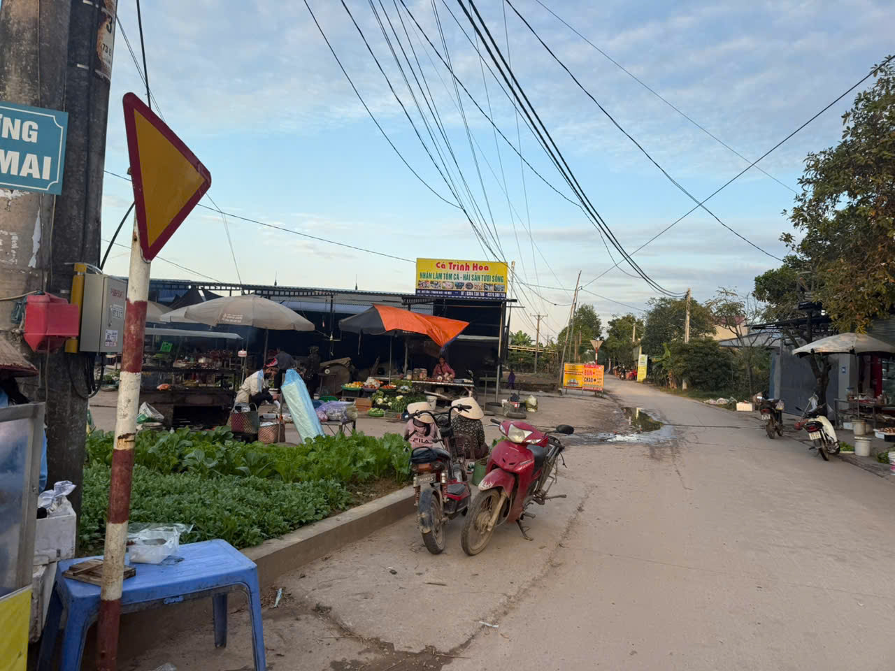 GIÁ 830 TR DIỆN TÍCH 100 M FUN THỔ CƯ - SỔ ĐỎ SẪN SÀNG CÔNG CHỨNG 
CAM KẾT PHÁP LÝ CHUẨN RÕ RÀNG 15979730