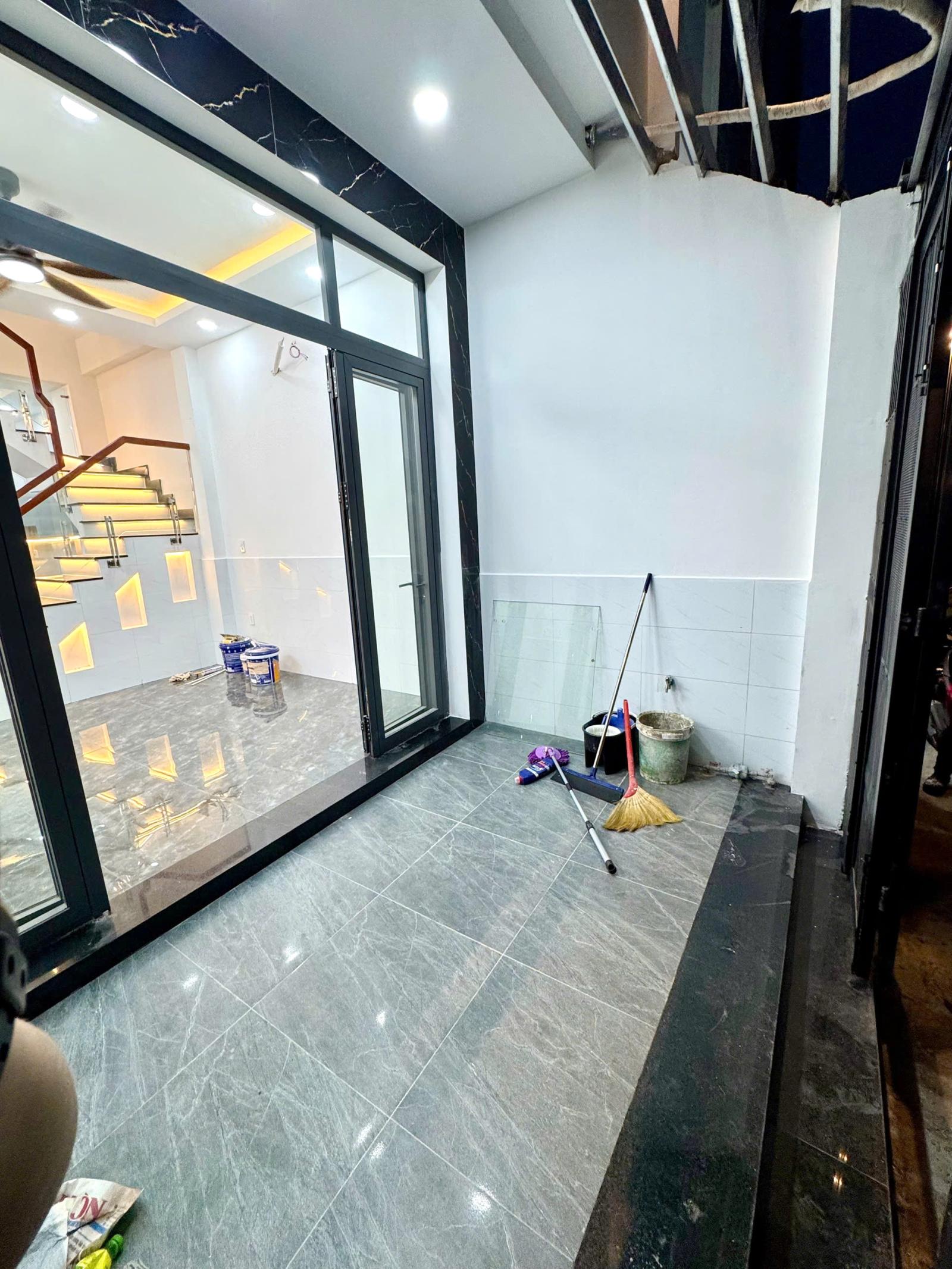 Nhà mới 2lầu/ST hẻm 154 Âu Dương Lân P3Q8 (P.Chánh Hưng) 15979731