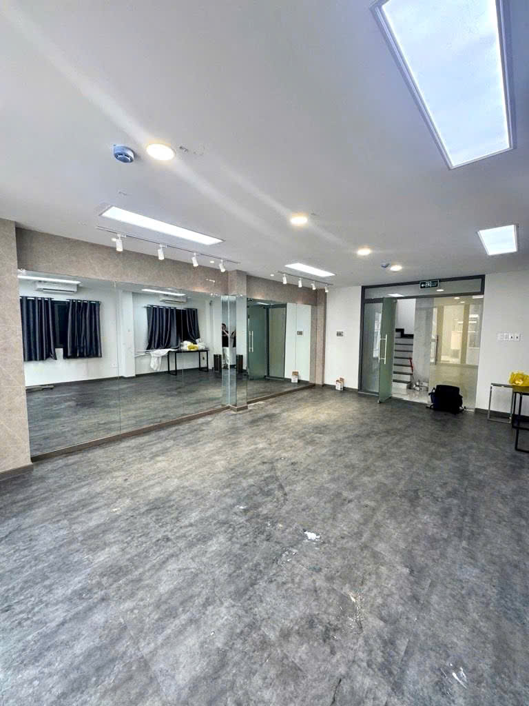 SIÊU PHẨM 5 TẦNG - MẶT TIỀN KD Đ.ĐỀ THÁM, P.CẦU ÔNG LÃNH, QUẬN 1 - HDT ĐỀU 60TR/TH - CĂN GÓC 2 MT 15979754