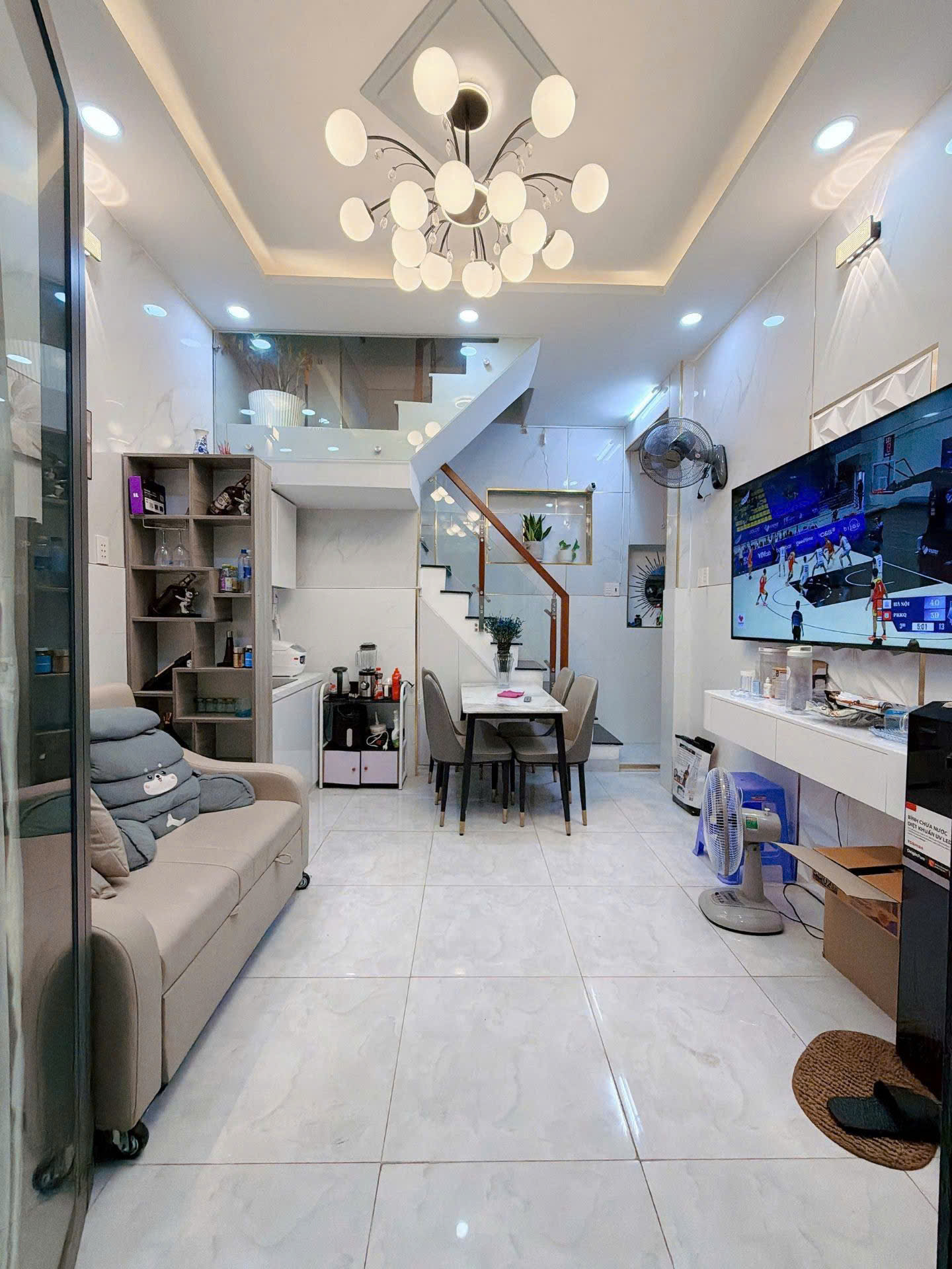 Nhà hẻm Quận 3 20m2 nở hậu sát mặt tiền 3,95 tỷ 15979788