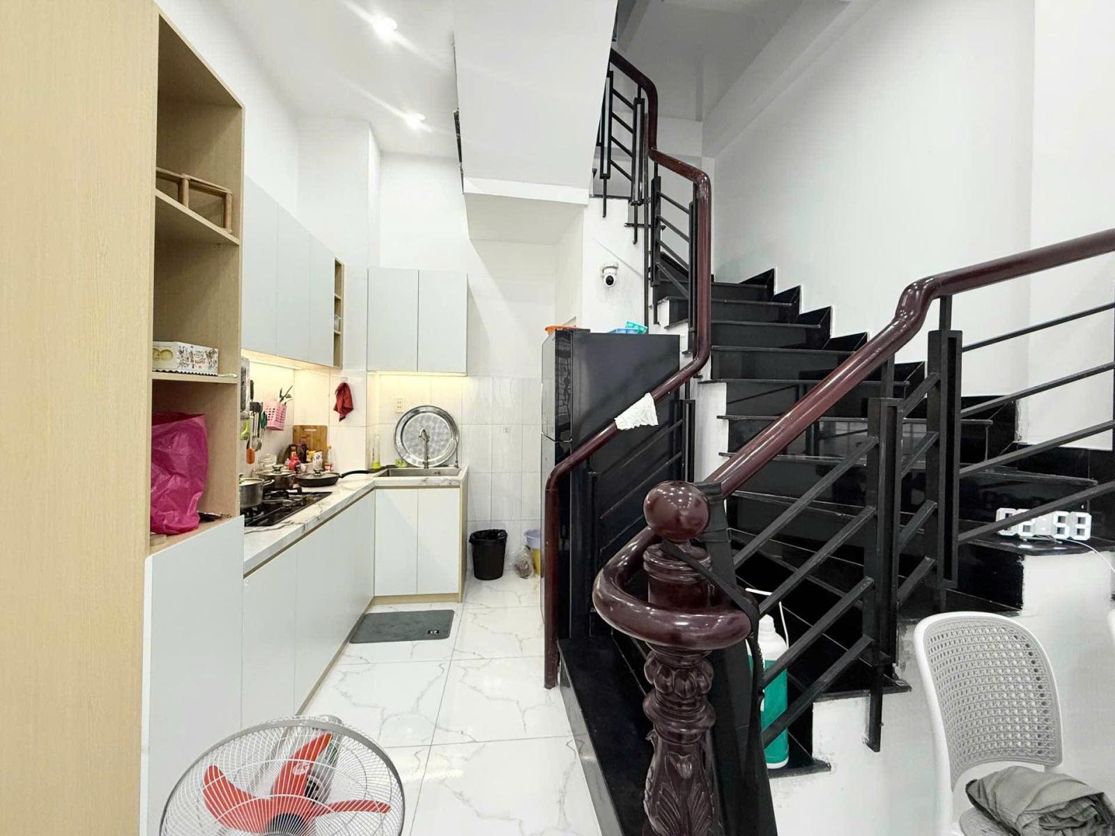 NHÀ ĐẸP CHÍNH CHỦ LÕI TRUNG TÂM – GIÁP Q.1 Q.3 – SỔ NỞ HẬU – 6.7 TỶ 15979838