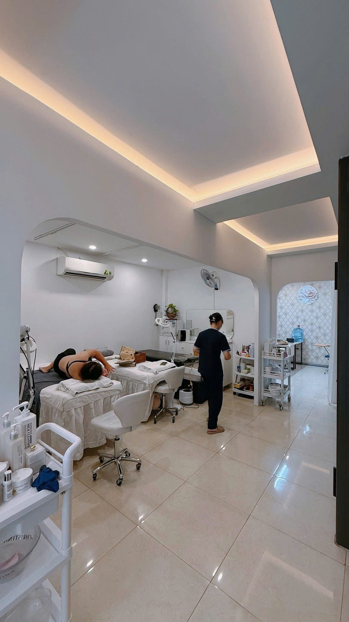 CHO THUÊ MẶT SÀN TẦNG 2 LALITA SPA TẠI QUẬN HÀ ĐÔNG, HÀ NỘI 15979840