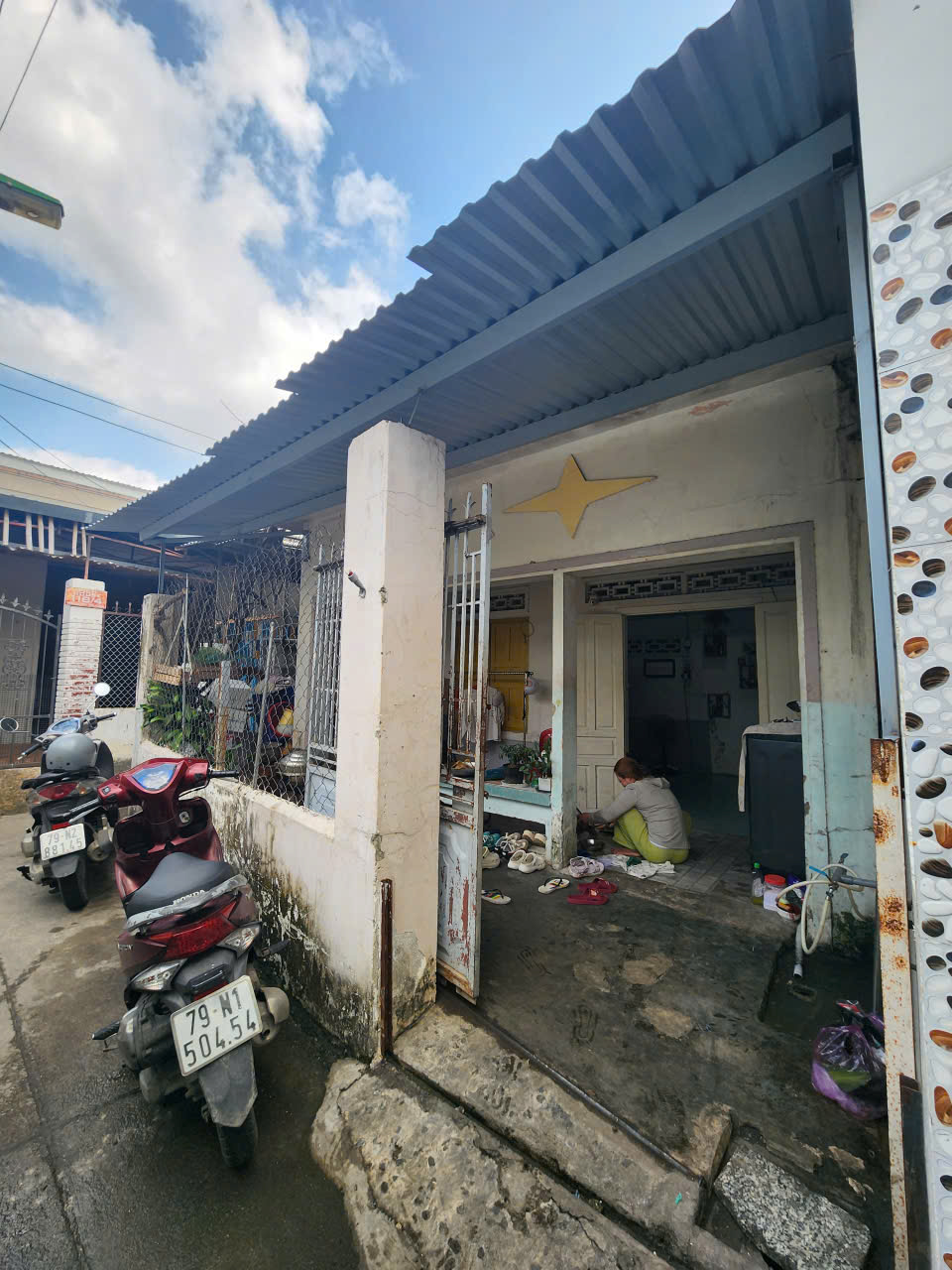 Bán Nhà Cấp 4 Gác Lửng Hẻm Mai Xuân Thưởng – 75,5m² – 3PN – Cách Đường Lớn 1 Căn – Giá 3,499 Tỷ 15979912