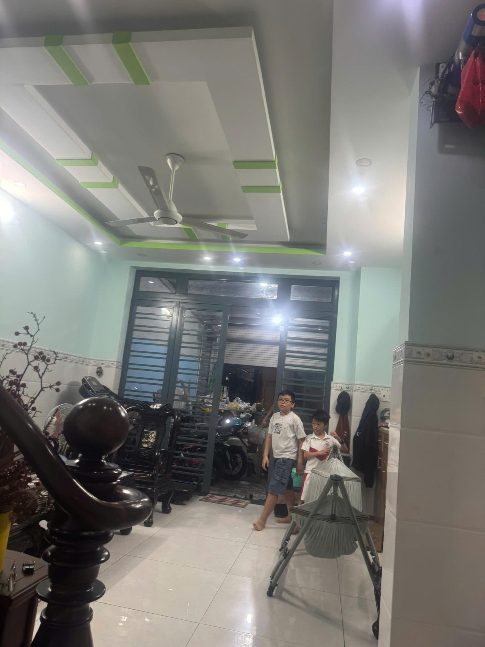 Bán nhà mặt phố bình thanh, bình tân, hcm: 76m2, 3 tầng, 4pn, giá 6.5 tỷ - sổ hồng chính chủ, vị 15979930