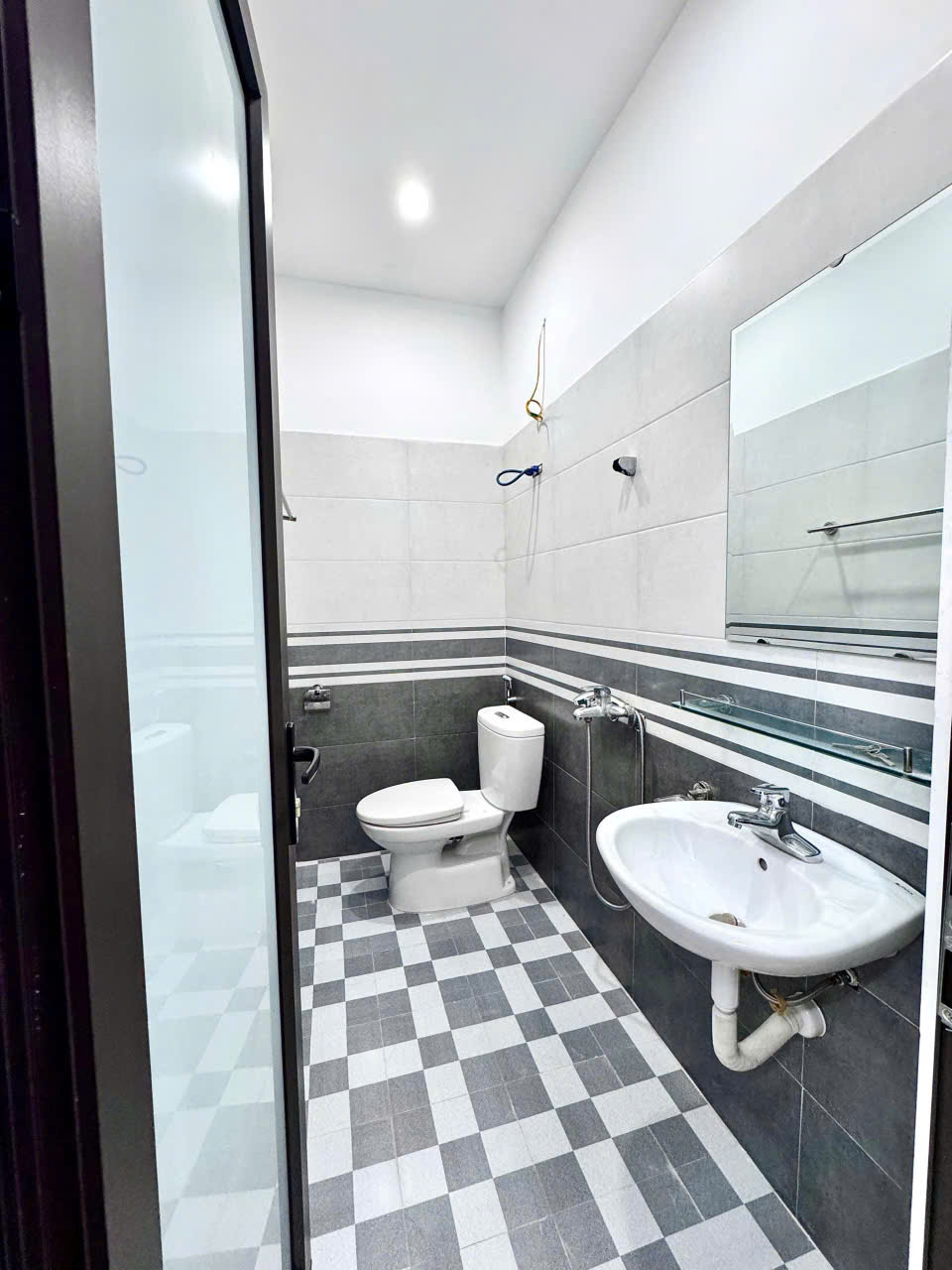 nhà ngõ 355 Chợ Hàng cũ - lê chân 15979937