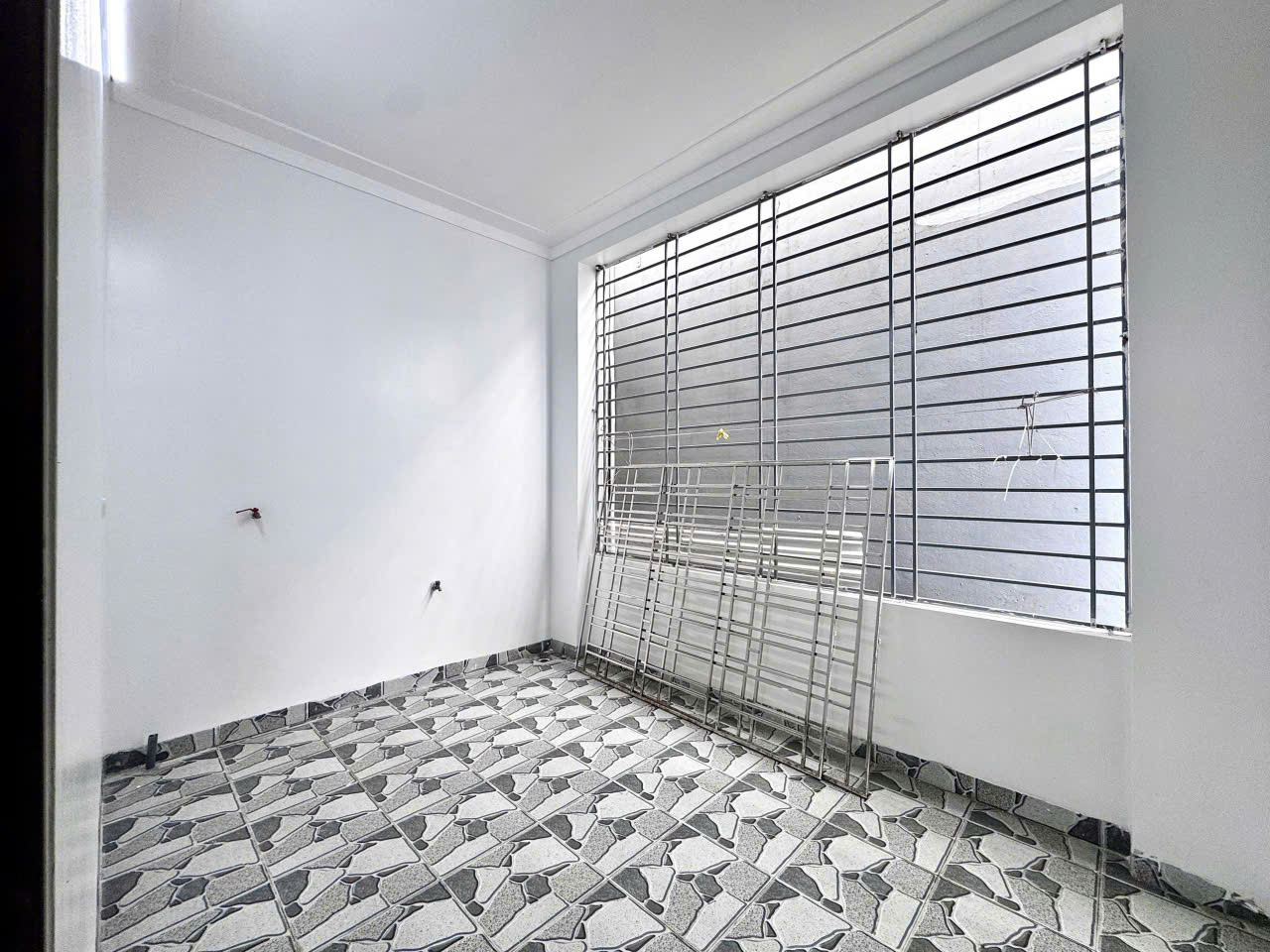 nhà ngõ 355 Chợ Hàng cũ - lê chân 15979937