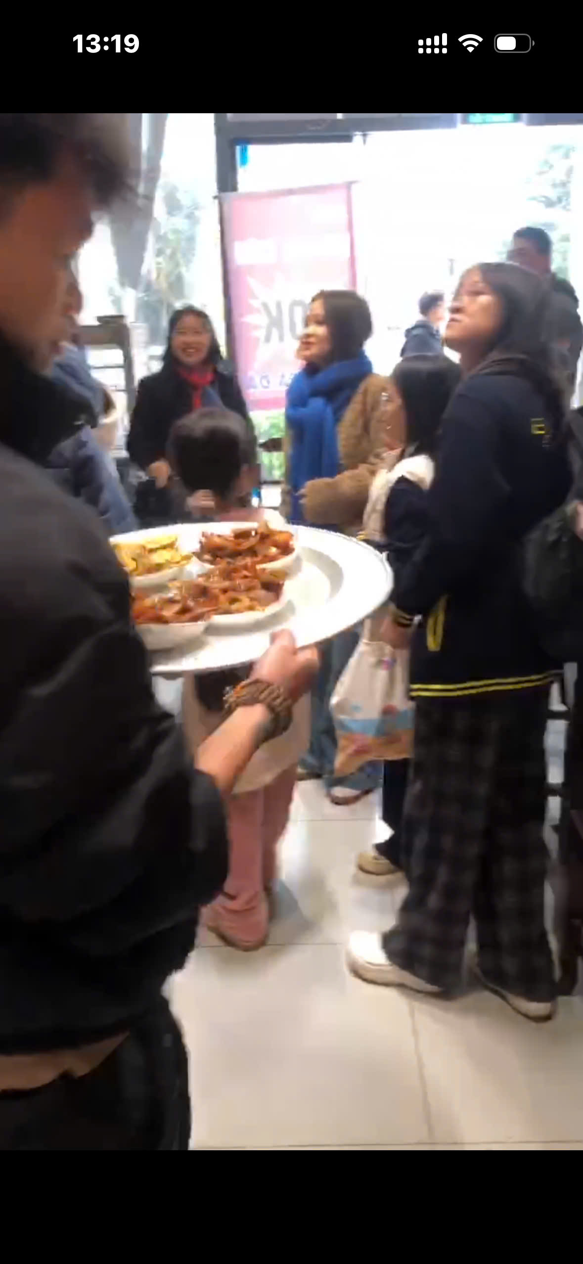 CHÍNH CHỦ SANG NHƯỢNG QUÁN CƠM VĂN PHÒNG HOT - VINHOMES GIA LÂM 15979943