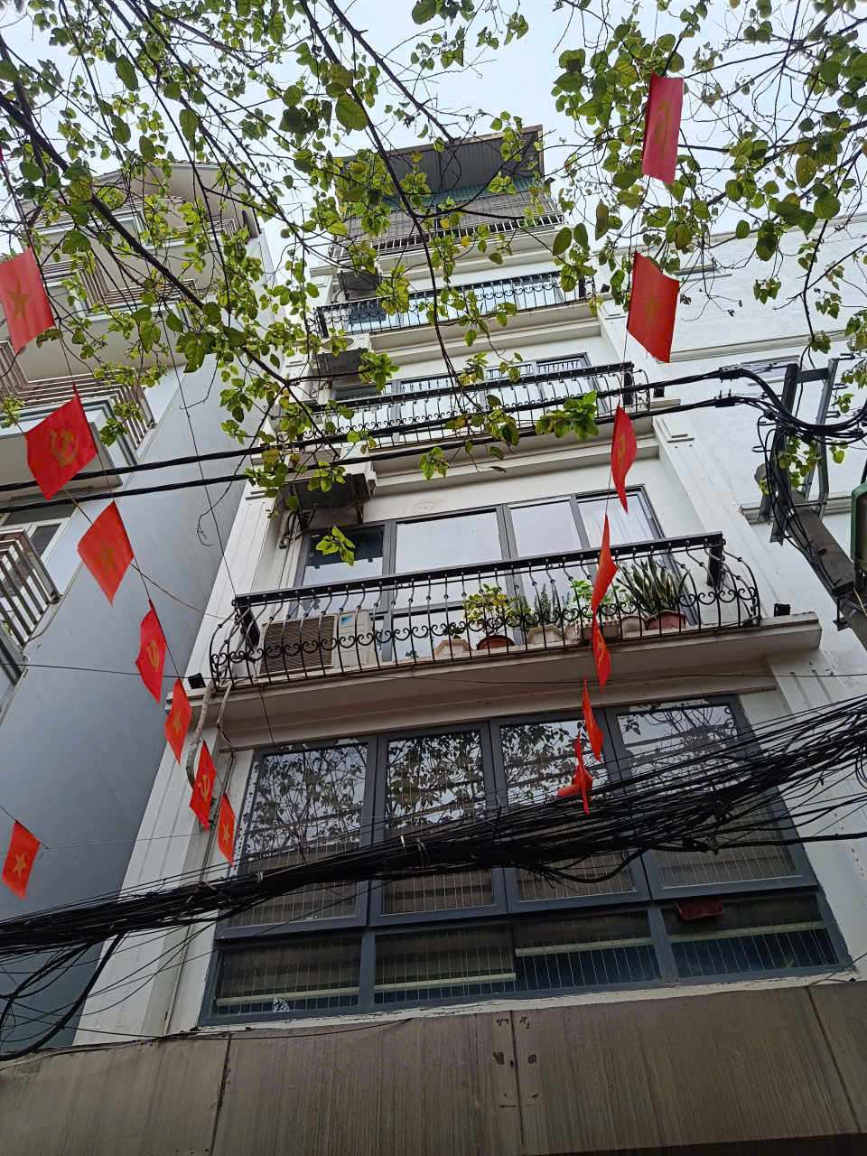 Bán nhà mặt phố Hòa Bình 7, Mimh Khai - Khu dân cư đông đúc, thuận tiện kinh doanh hoặc ở 15979944