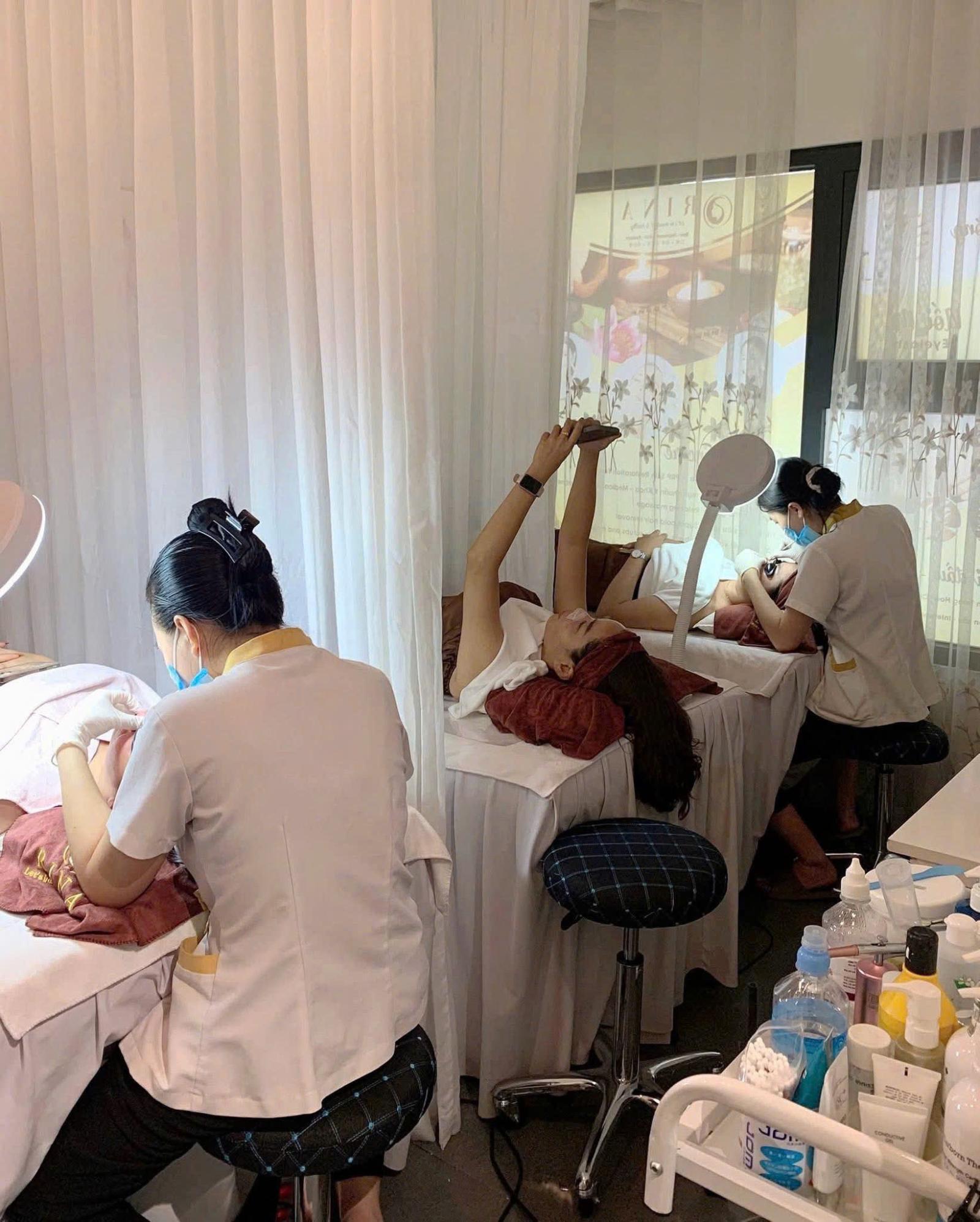 SANG NHƯỢNG SPA FULL KHÁCH TẠI VINHOMES SMART CITY HÀ NỘI 15979950