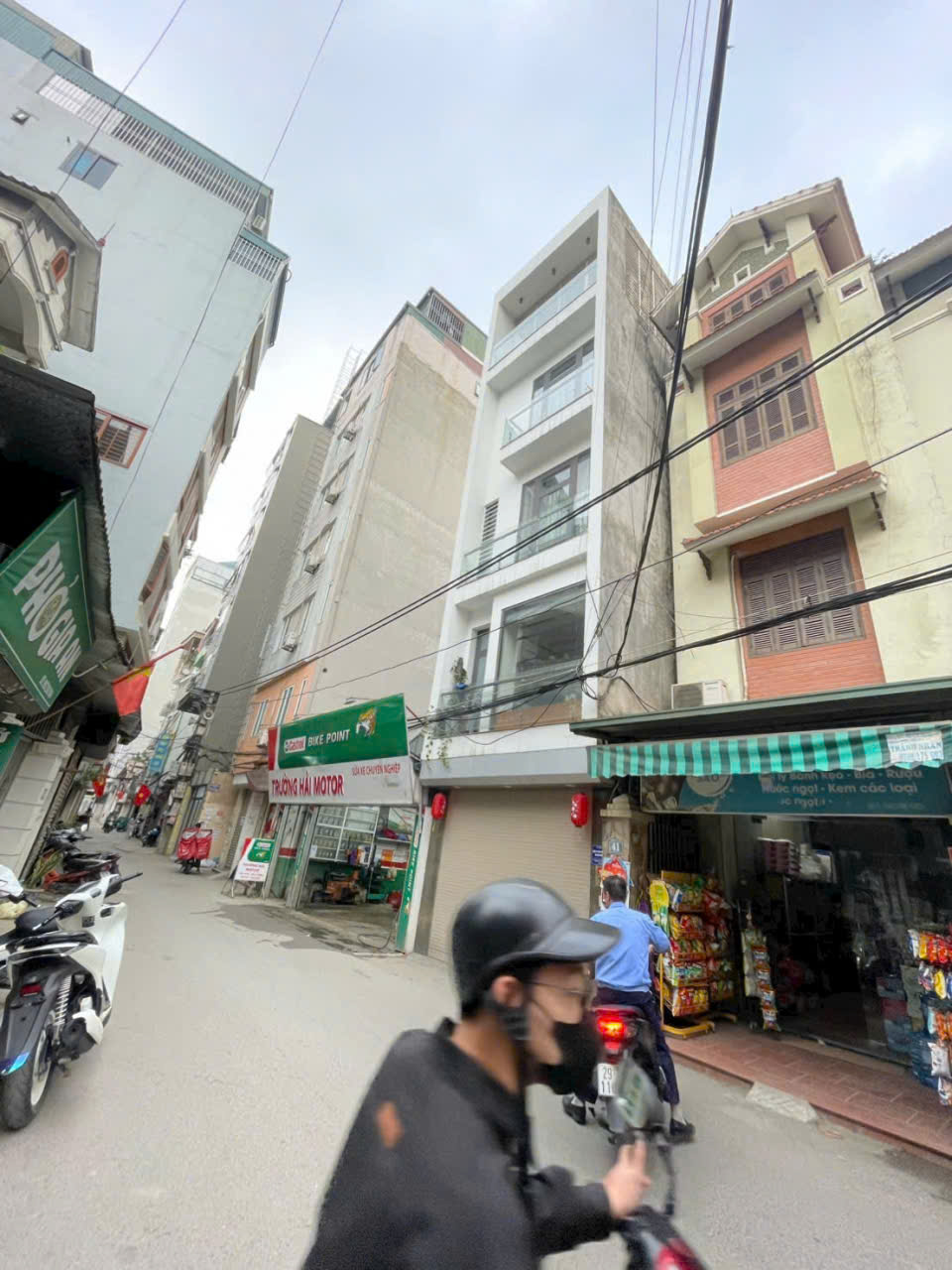 Chủ nhà cần BÁN GẤP nhà khu Mễ Trì - Ô tô vào nhà - Kinh doanh tốt - Khu vực phát triển mạnh 15979964