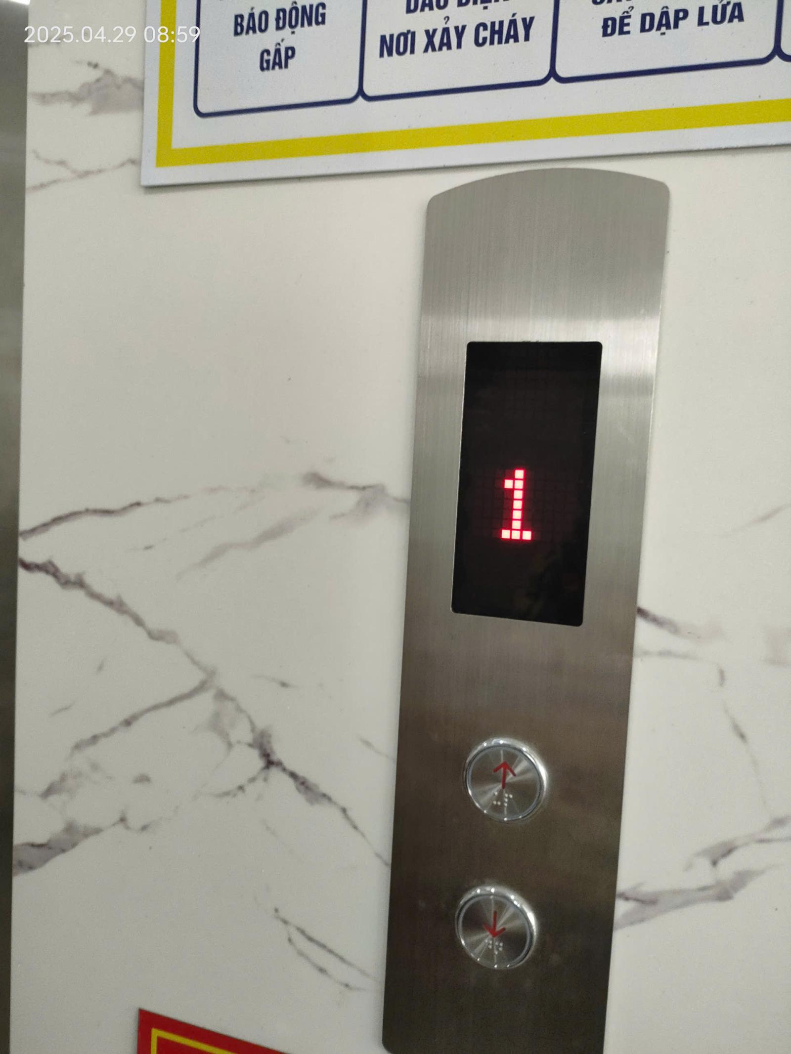 Bán gấp giá rẻ chung cư Sơn Tây 50m, tầng 2, mặt tiền 4m, 2.4 tỷ Ba Đình 15979967